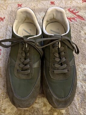 Zara women’s sneakers